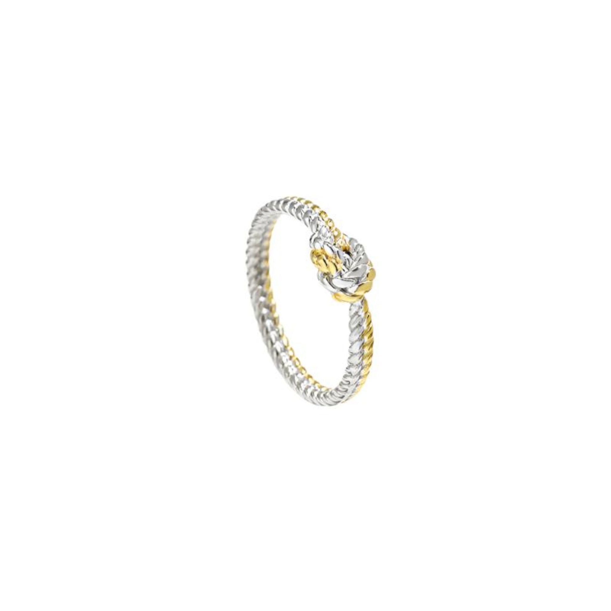 Simple braid ring, minimalist design featuring interwoven bands for a stylish and versatile accessory suitable for everyday wear