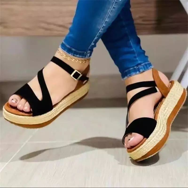 Hollow Buckle Platform Sandals