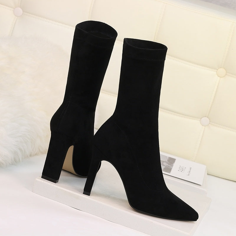 Chunky heel and fleece pointed toe boots