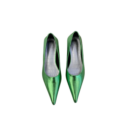 Mid Heel Stiletto Pumps for Women in black, silver, green, pink. Pointed toe, low-top, with a rubber sole, perfect for daily wear and casual occasions