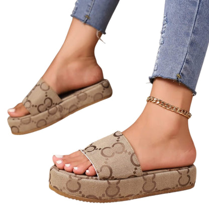 Summer Trendy Flat Slippers for Women