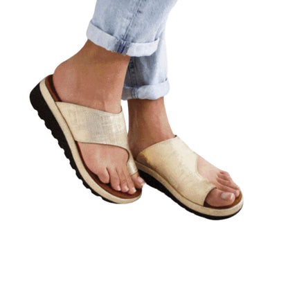 Women’s casual flat sole suede sandals with non-slip PVC sole. Available in solid colors & leopard print, sizes 35-43