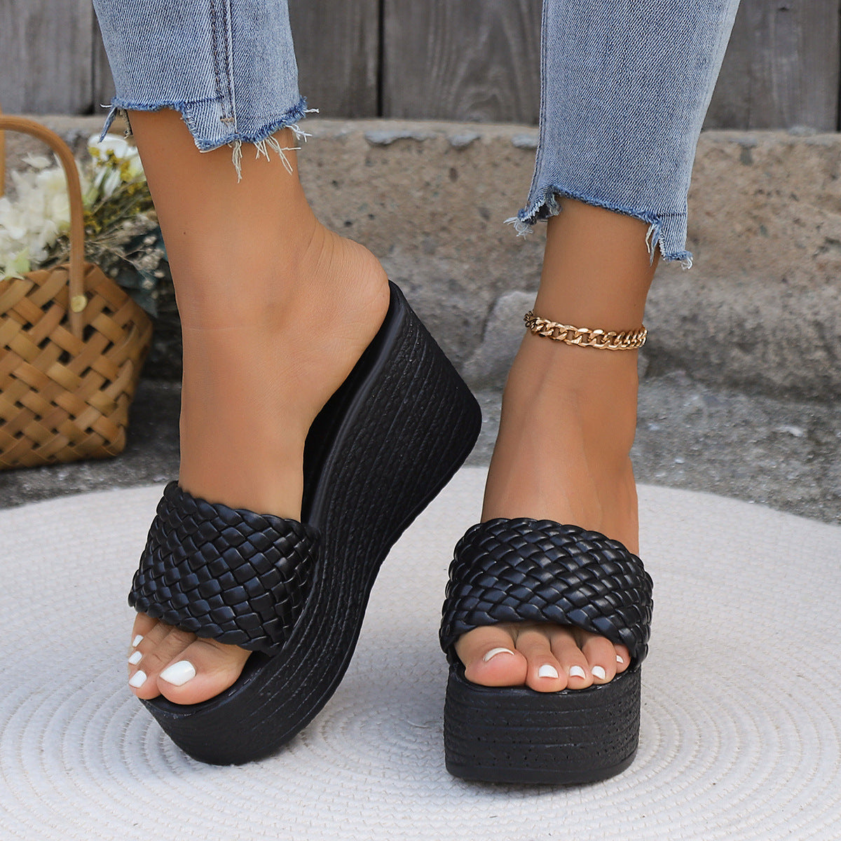 Plus Size Wedge Peep-toe Slippers