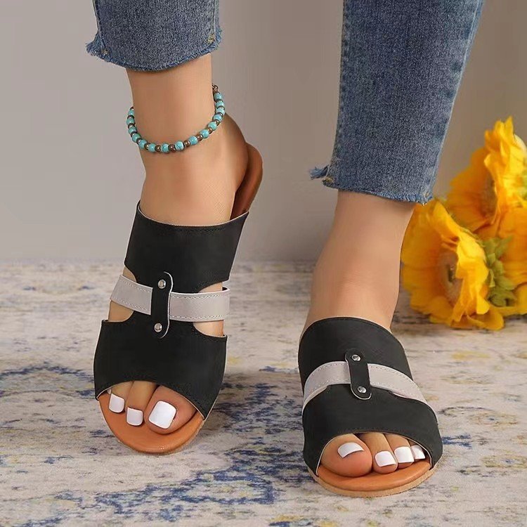 Chic Summer Sandals with Belt Buckle - Perfect for Any Occasion