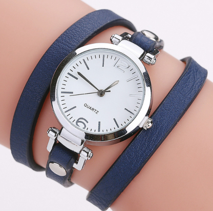 PU strap circle bracelet watch, fashionable timepiece with a sleek round dial and comfortable PU band for casual or formal wear