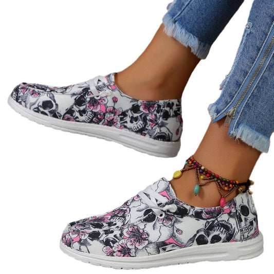 Elegant flower-style leisure shoes for women in black with canvas upper, low heel, round toe, and lace-up design. Ideal for casual, everyday wear