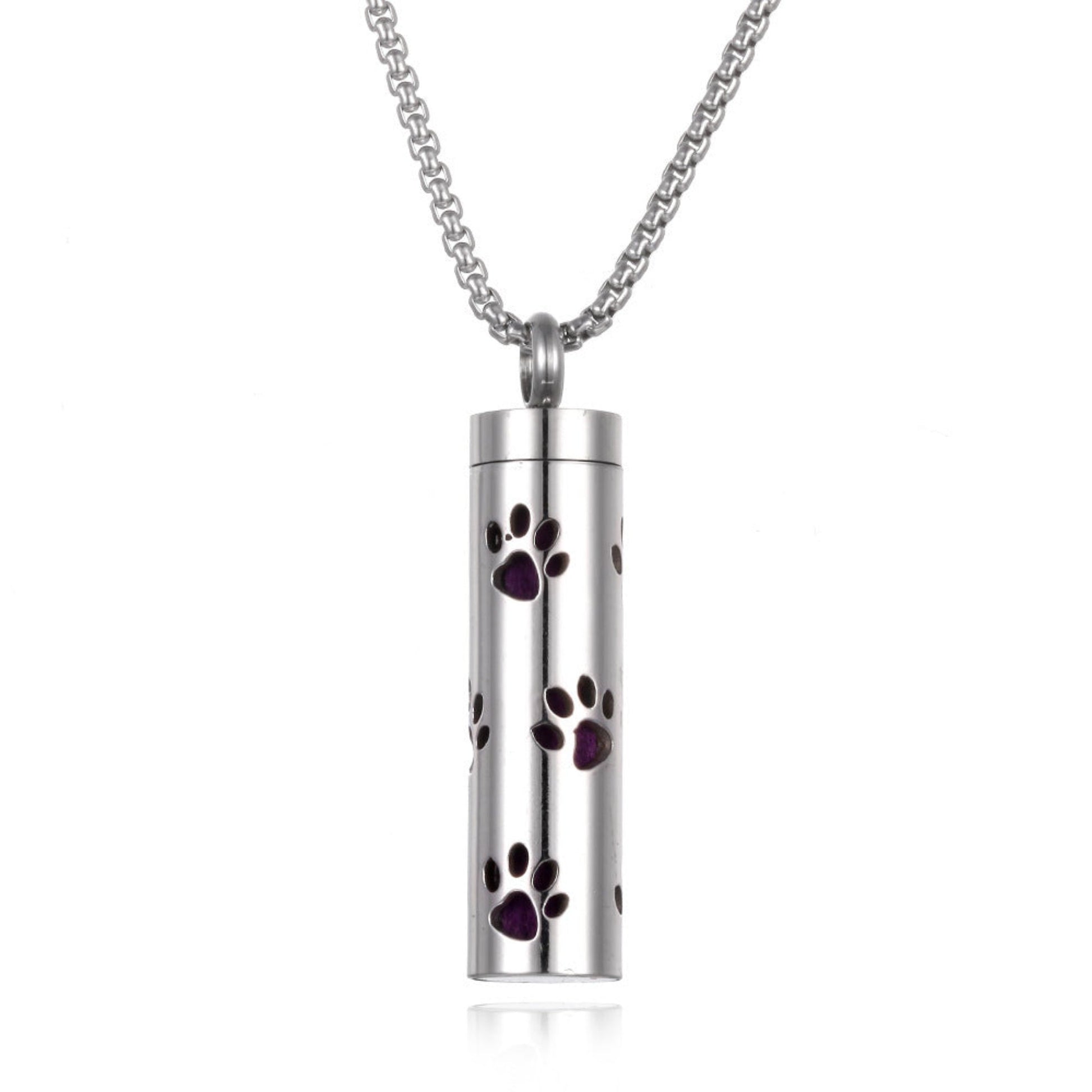 Stylish pendant necklace with an essential oil diffuser, featuring an intricate design that allows for a subtle release of fragrance, perfect for a personal, on-the-go aromatherapy experience.