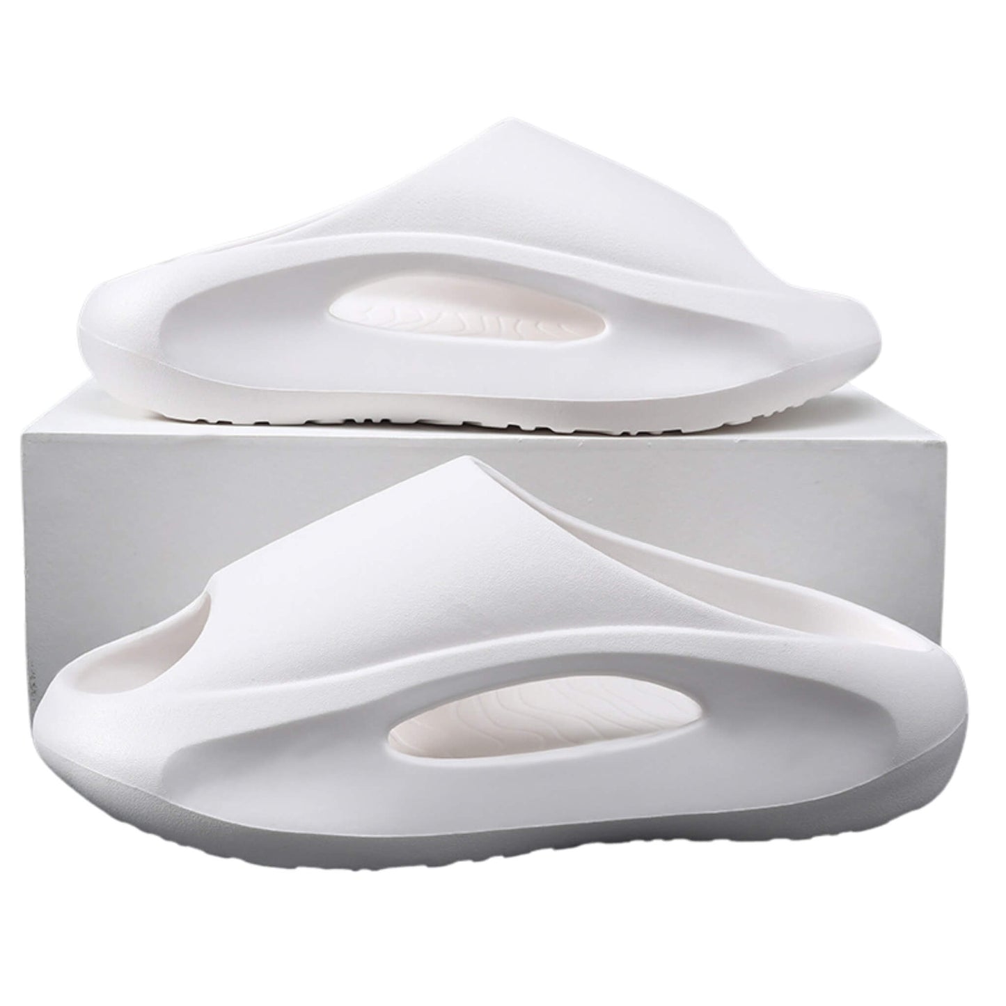 Hollow Summer Beach Slippers for men and women in stylish EVA material, perfect for casual beachwear, with sizes 36-45. Comfortable and durable