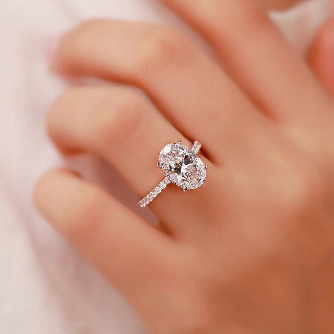 Moissanite Diamond Ring