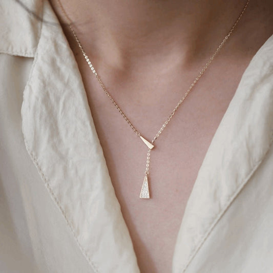 Adjustable 925 silver short necklace with a gold finish, total length 42+3 cm, ideal for daily wear or special occasions