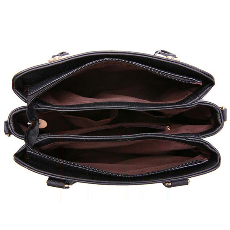 Trendy Women's Leather Purse