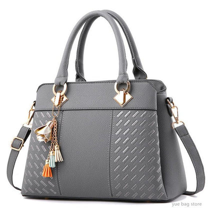 Trendy Women's Leather Purse